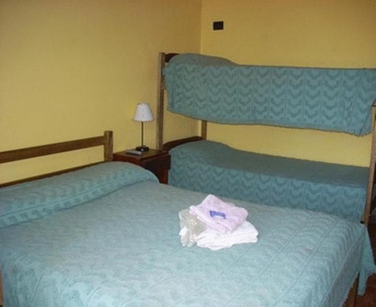 El Guembe Hostel House Пуэрто-Игуасу Номер фото